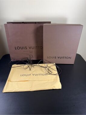 Louis Vuitton Brown Gift Bag & Box with Yellow Dust Cover